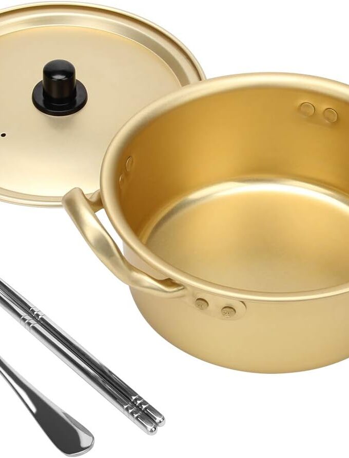 Korean Ramen Cooking Pot,  Korean Ramen Noodle Pot With Lid, Spoon and Chopsticks (1pair), Fast Heating for Kitchen Cookware (Double handle) (6.3in)